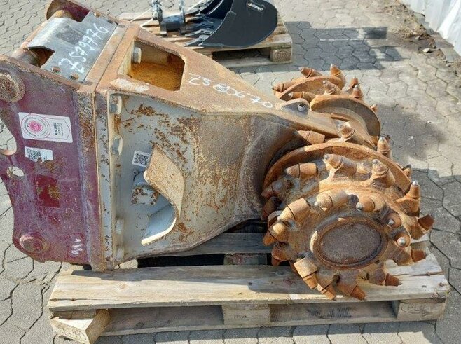 Rockwheel Anbaufräse D15