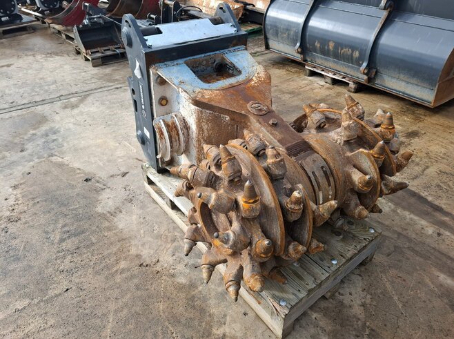 Rockwheel Anbaufräse D30