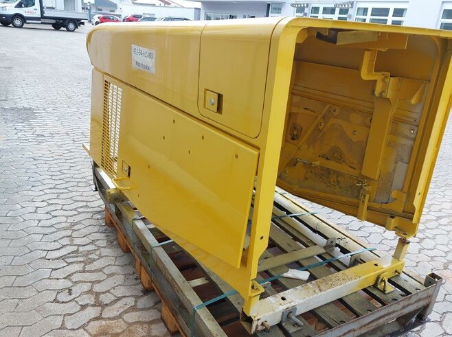 Komatsu Motorhaube WA 470-5