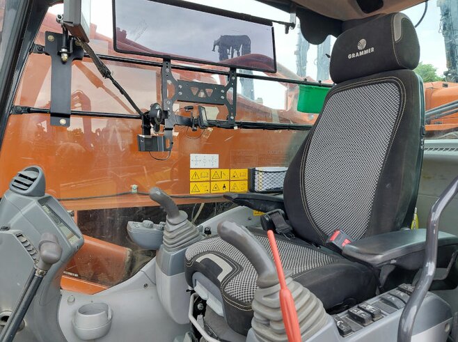 Hitachi ZX890LCH-6
