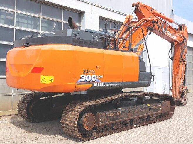 Hitachi ZX300LCN-6