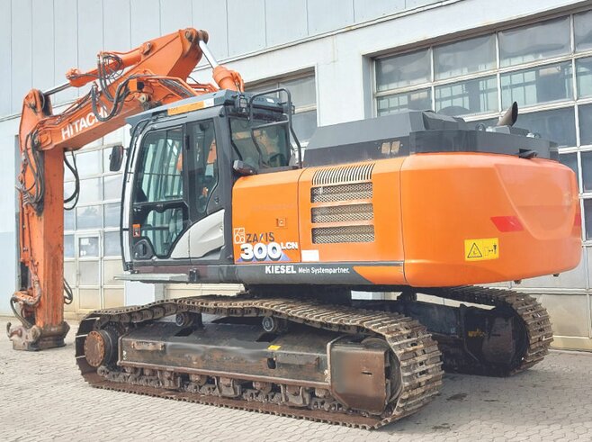 Hitachi ZX300LCN-6