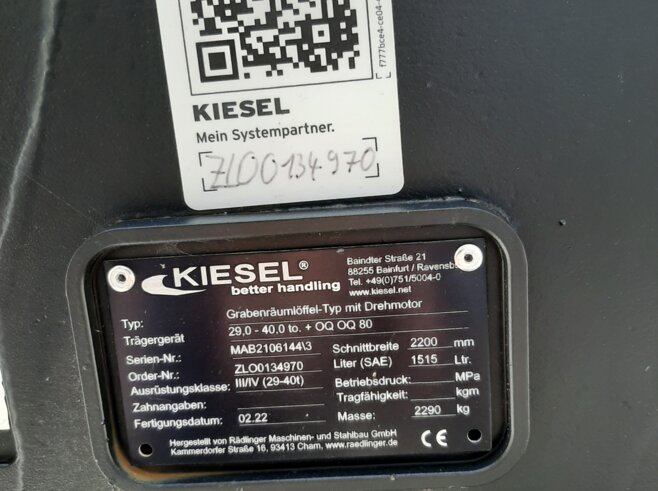 Rädlinger Grabenräumlöffel schwenkbar KGL35M-2200