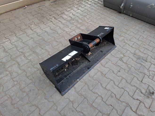 Bobcat Grabenräumlöffel starr 1200mm