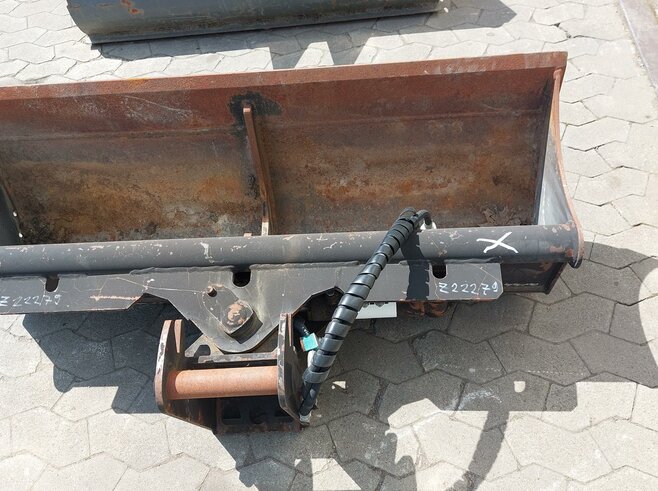 Henle Grabenräumlöffel schwenkbar 1400mm