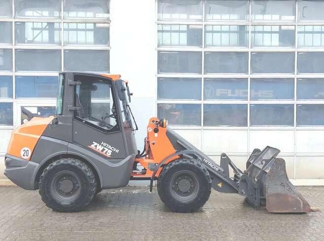 Hitachi ZW75-6