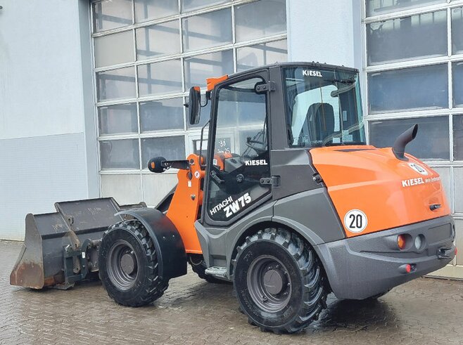 Hitachi ZW75-6