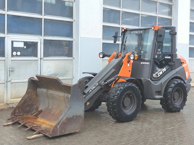 Hitachi ZW75-6