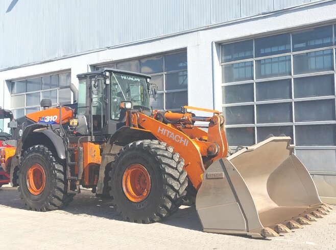 Hitachi ZW310-6