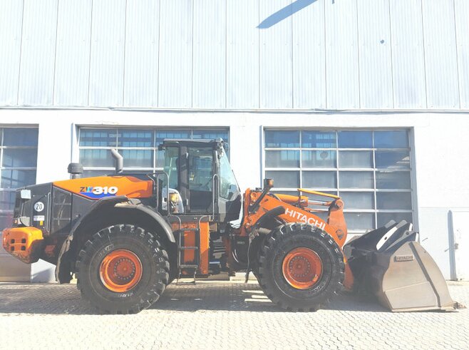 Hitachi ZW310-6