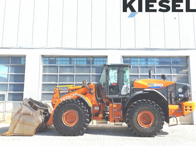 Hitachi ZW310-6
