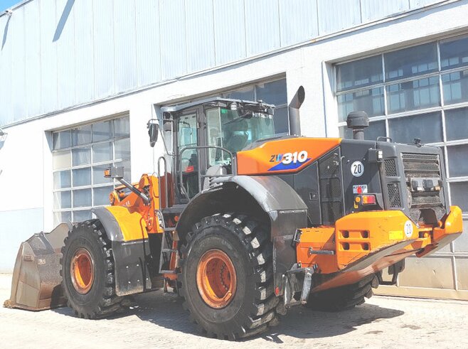 Hitachi ZW310-6