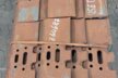 Hitachi Bodenplatten 600mm Dreisteg,