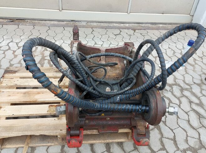 OilQuick Vollhydraulischer Schnellwechsler OQ70-55