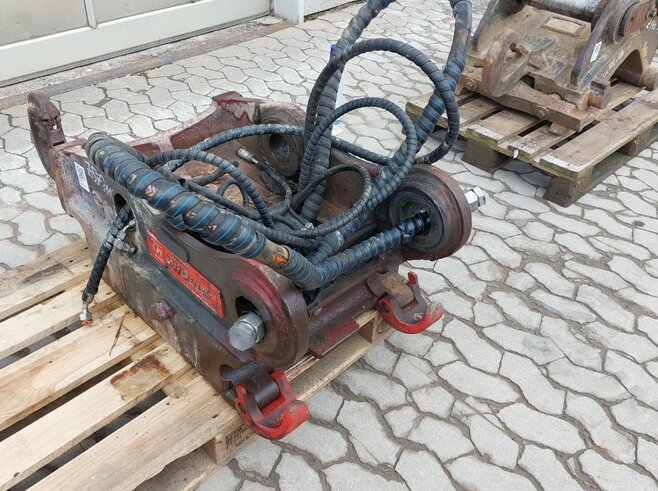OilQuick Vollhydraulischer Schnellwechsler OQ70-55