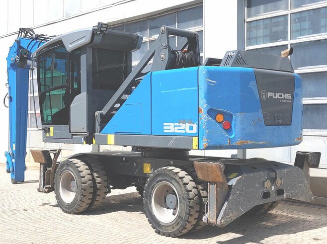 Fuchs MHL320 F