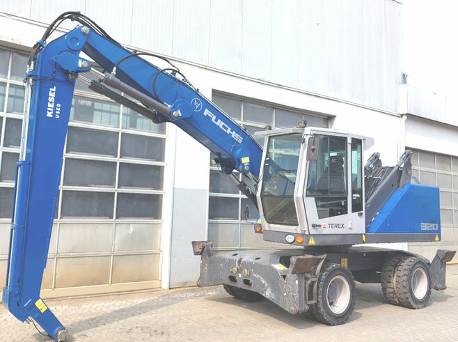 Fuchs MHL320 F