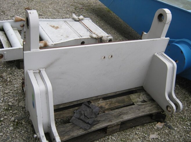 Terex Fuchs Schild Lagerbock, MHL 320, 350, 360
