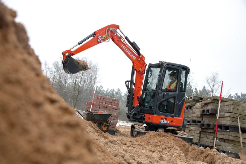 Hitachi  Mini koparka gąsienicowa Hitachi ZX33U-6 