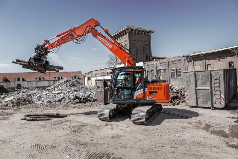 Hitachi  ZX130-7B